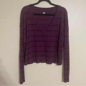 PINK purple and‎ black striped long sleeve crop top size large
